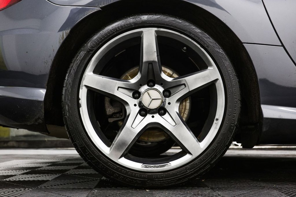 Used Mercedes-Benz SLK 2012 for sale - 76527233: Photo 23