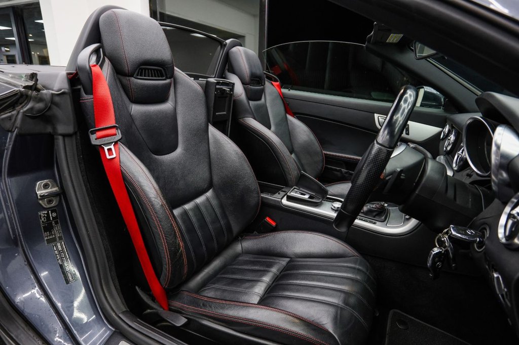 Used Mercedes-Benz SLK 2012 for sale - 76527233: Photo 25