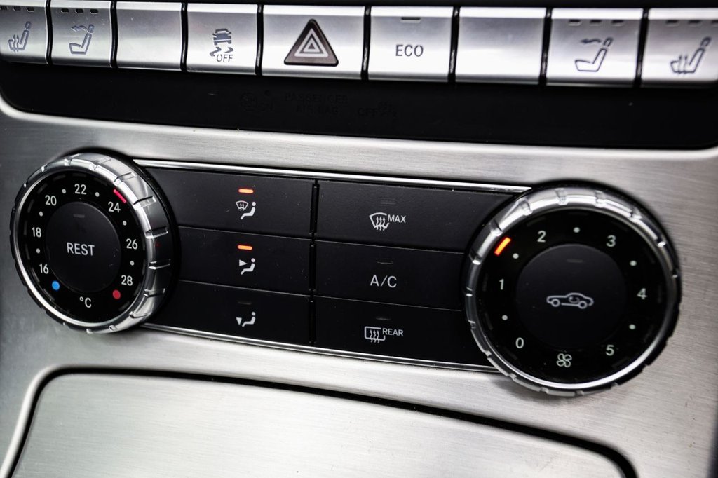 Used Mercedes-Benz SLK 2012 for sale - 76527233: Photo 39