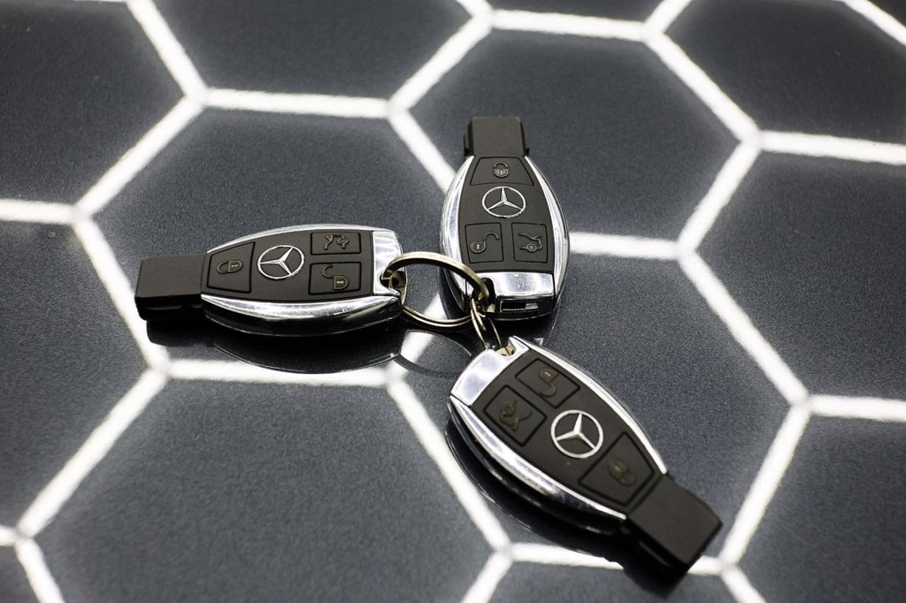 Used Mercedes-Benz SLK 2012 for sale - 76527233: Photo 49