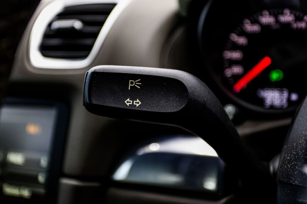 Used Porsche Cayman 2014 for sale - 77436712: Photo 37