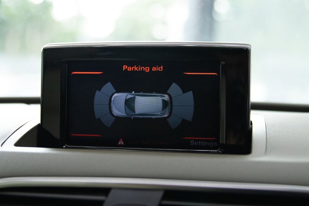 Used Audi Q3 2014 for sale - 76375977: Photo 35