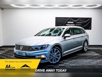 Used Volkswagen Passat 2015 for sale - 77394557: Photo