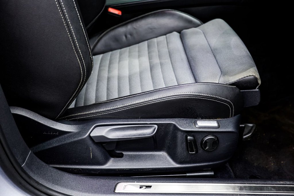 Used Volkswagen Passat 2015 for sale - 77394557: Photo 29