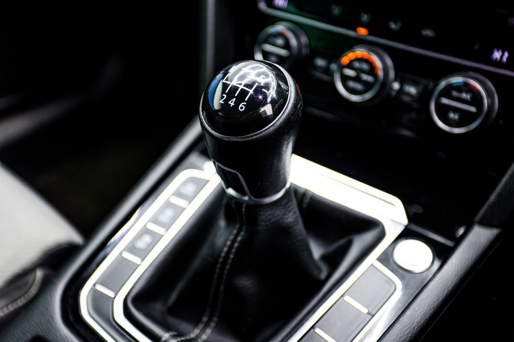 Used Volkswagen Passat 2015 for sale - 77394557: Photo 47