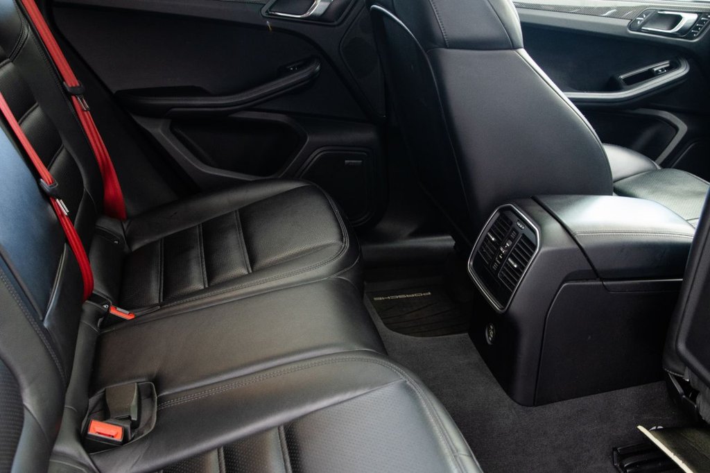 Used Porsche Macan 2018 for sale - 76303623: Photo 26