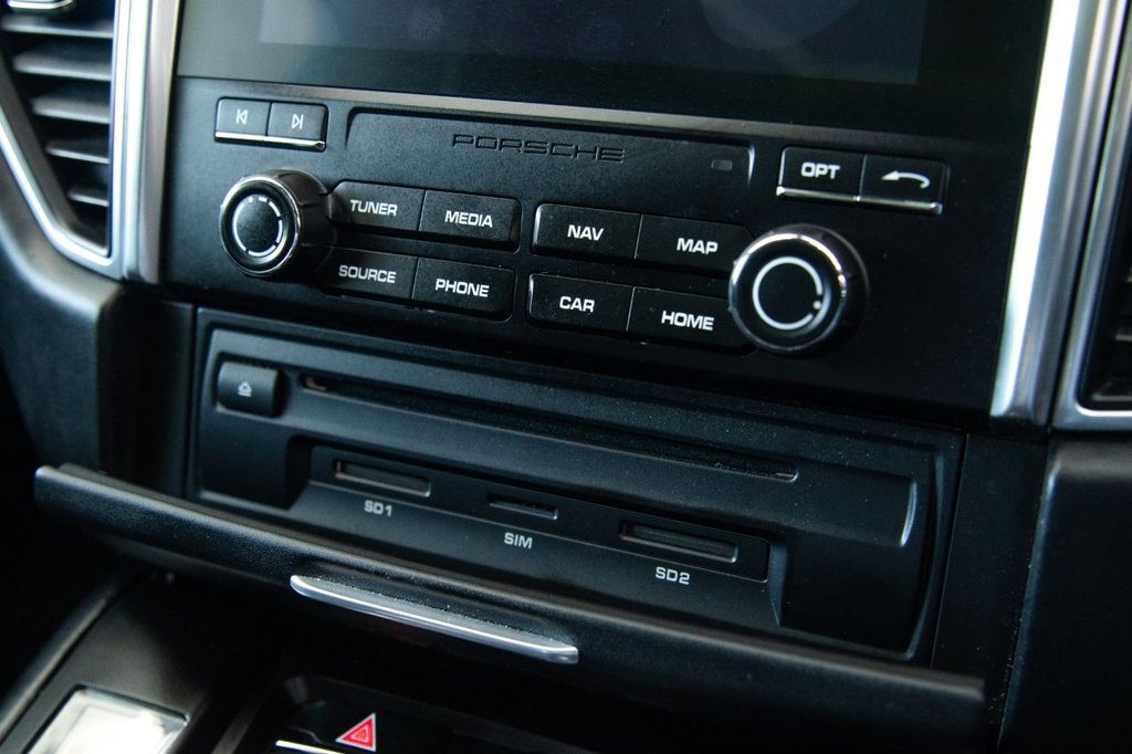 Used Porsche Macan 2018 for sale - 76303623: Photo 50