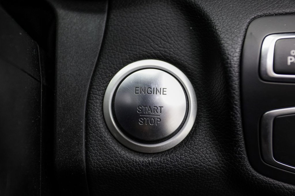 Used Mercedes-Benz C Class 2018 for sale - 76711475: Photo 43