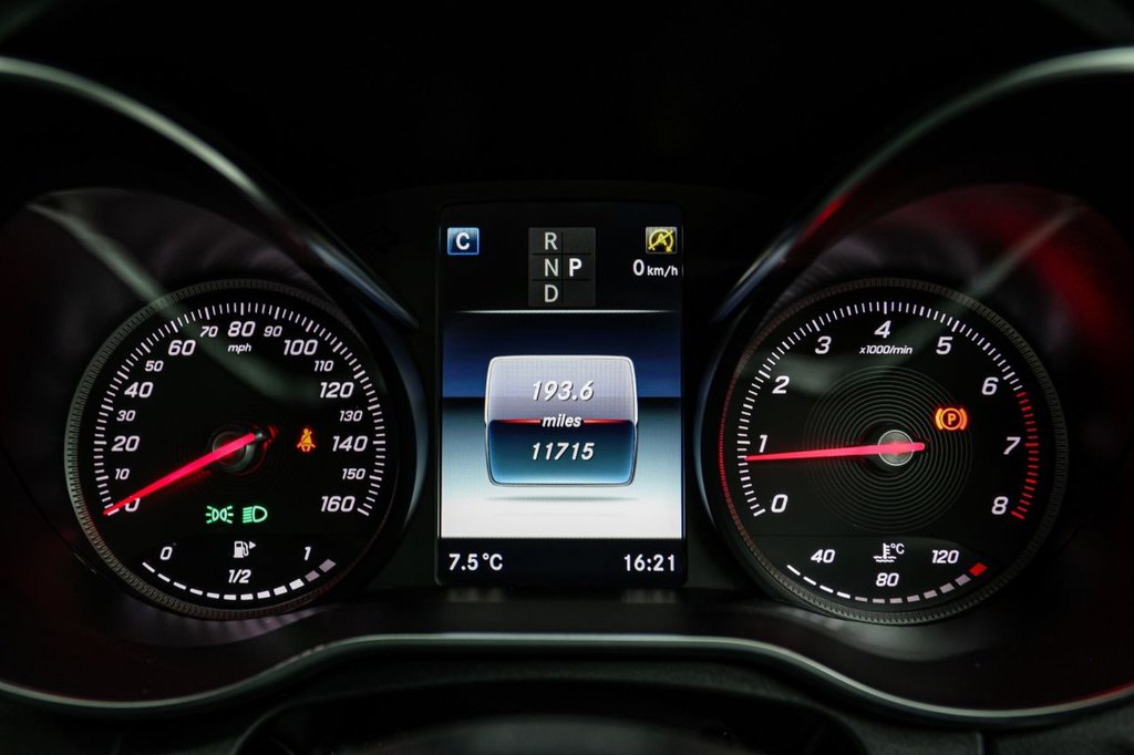 Used Mercedes-Benz C Class 2018 for sale - 76711475: Photo 44