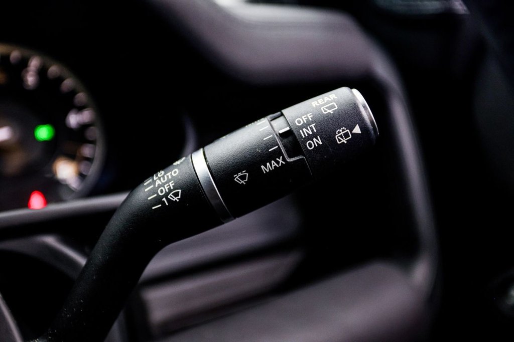 Used Land Rover Defender 2022 for sale - 77288280: Photo 40