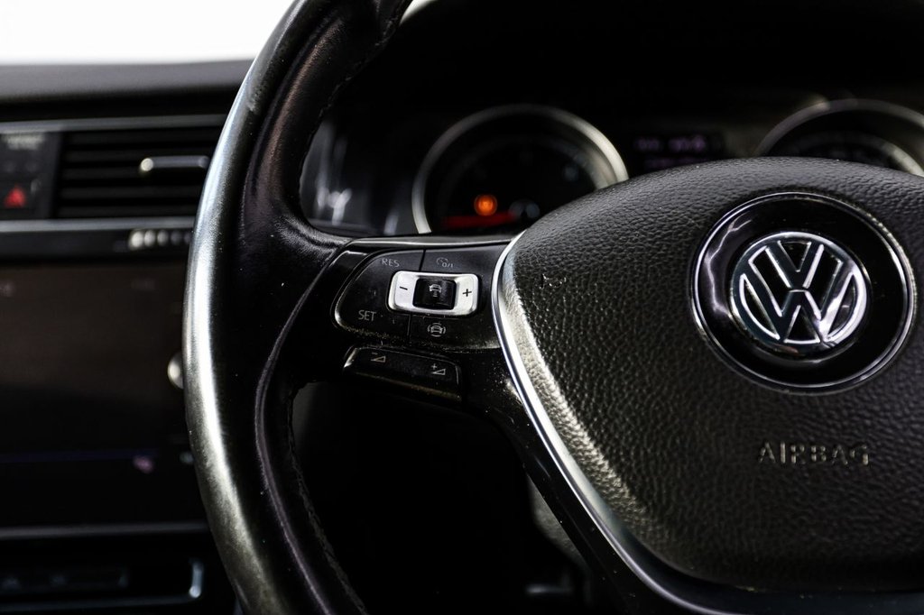 Used Volkswagen Golf 2018 for sale - 76855162: Photo 34
