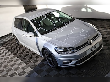 Used Volkswagen Golf 2018 for sale - 76855162: Photo