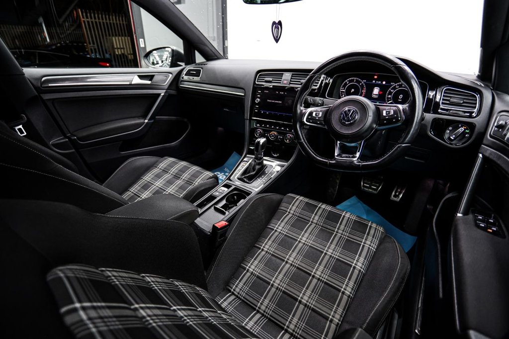 Used Volkswagen Golf 2019 for sale - 77027052: Photo 25