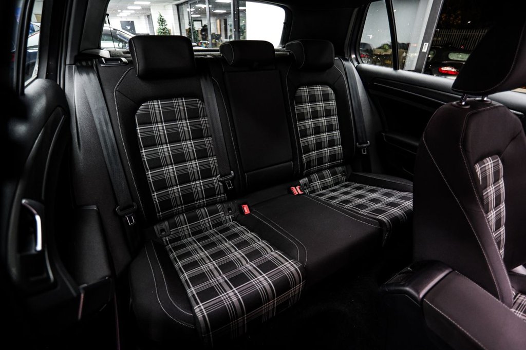 Used Volkswagen Golf 2019 for sale - 77027052: Photo 27