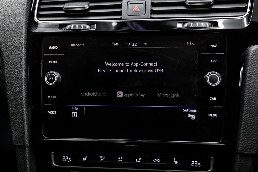 Used Volkswagen Golf 2019 for sale - 77027052: Photo 41