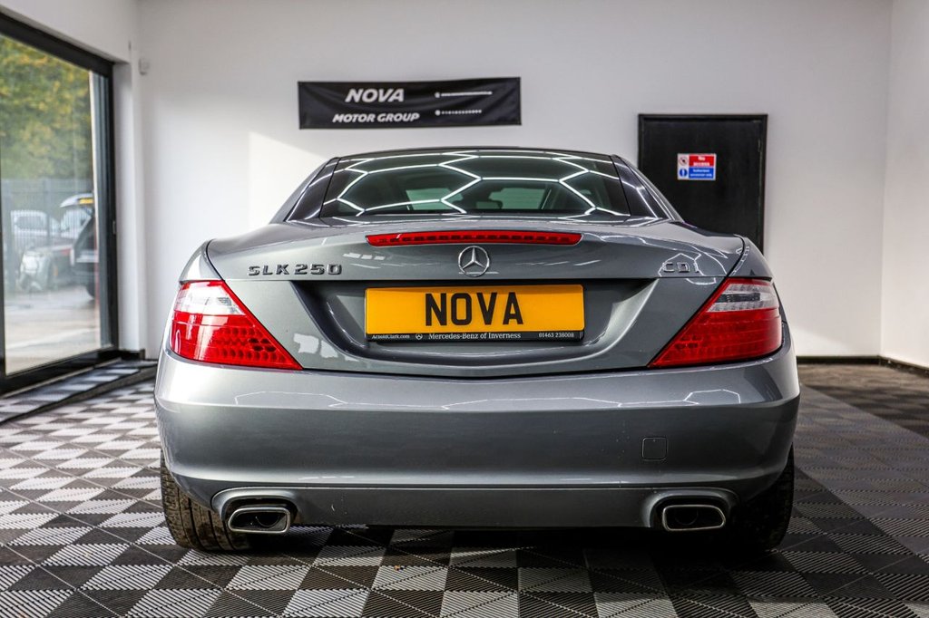 Used Mercedes-Benz SLK 2014 for sale - 76396080: Photo 11