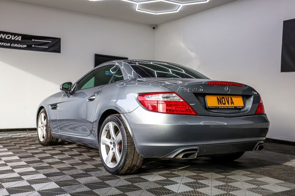 Used Mercedes-Benz SLK 2014 for sale - 76396080: Photo 12