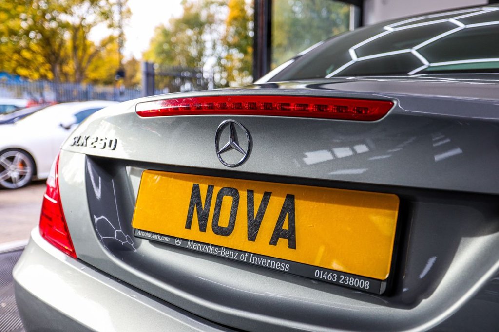 Used Mercedes-Benz SLK 2014 for sale - 76396080: Photo 13