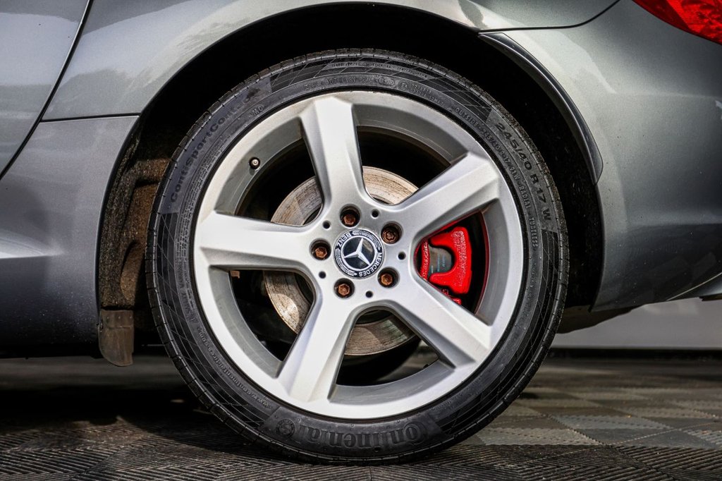 Used Mercedes-Benz SLK 2014 for sale - 76396080: Photo 17