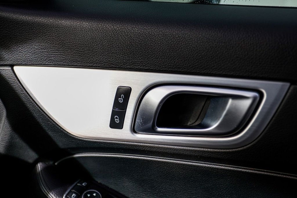 Used Mercedes-Benz SLK 2014 for sale - 76396080: Photo 28