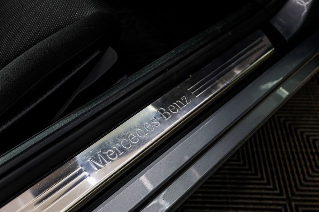 Used Mercedes-Benz SLK 2014 for sale - 76396080: Photo 29