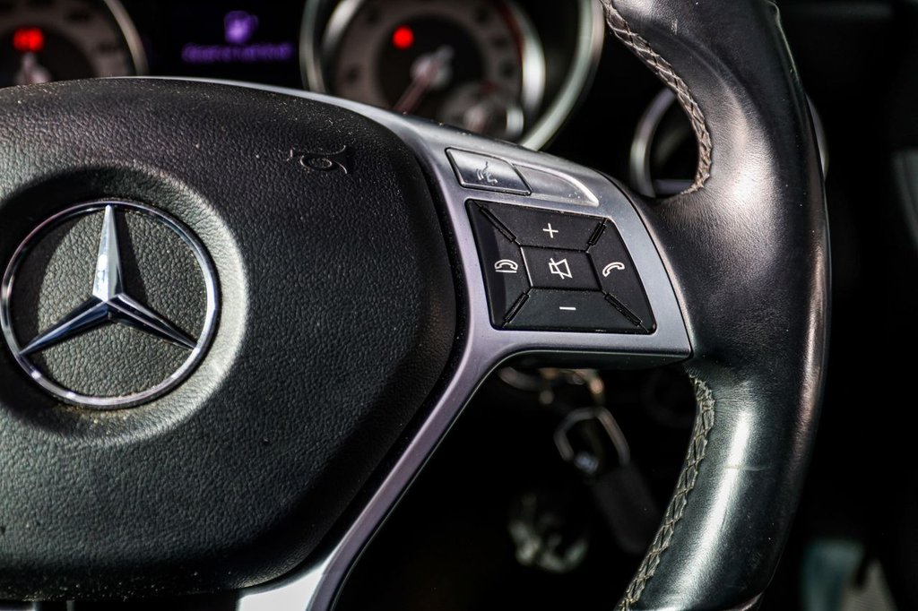 Used Mercedes-Benz SLK 2014 for sale - 76396080: Photo 34