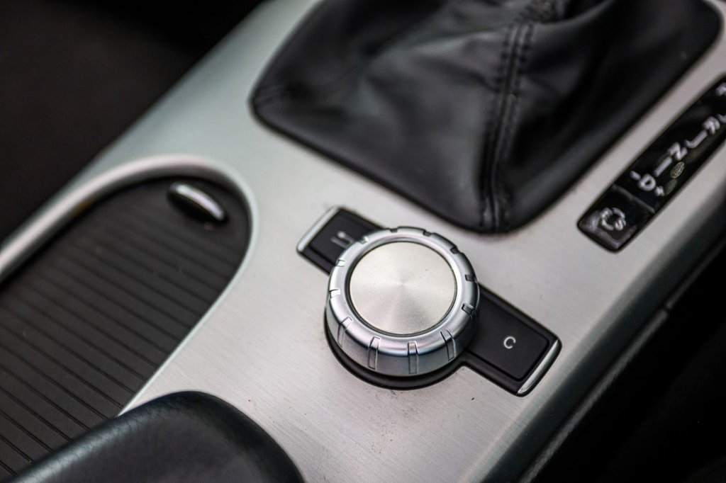 Used Mercedes-Benz SLK 2014 for sale - 76396080: Photo 43