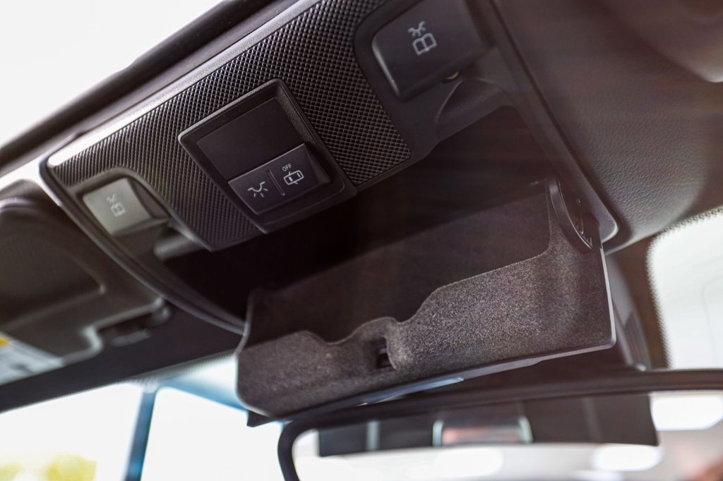 Used Mercedes-Benz SLK 2014 for sale - 76396080: Photo 46