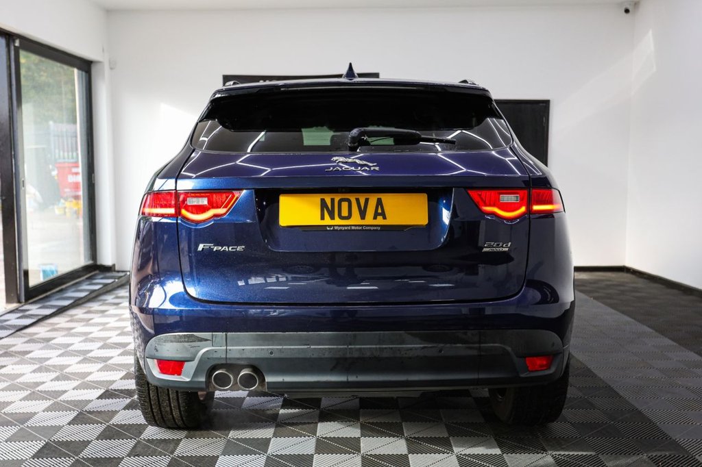 Used Jaguar F-Pace 2018 for sale - 76291815: Photo 11