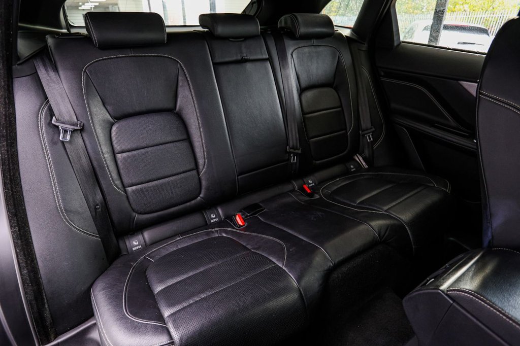 Used Jaguar F-Pace 2018 for sale - 76291815: Photo 28