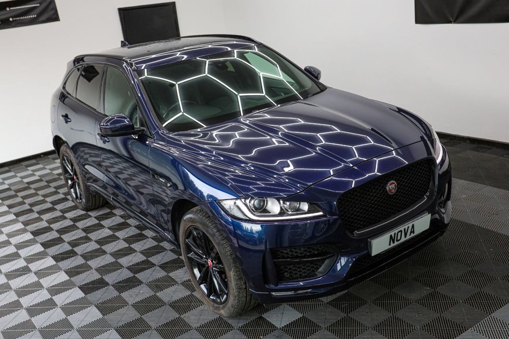 Used Jaguar F-Pace 2018 for sale - 76291815: Photo 4