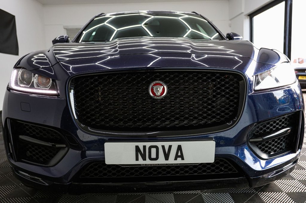 Used Jaguar F-Pace 2018 for sale - 76291815: Photo 8