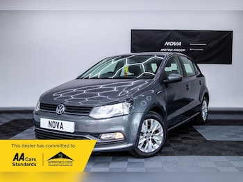Used Volkswagen Polo 2015 for sale - 75630596: Photo