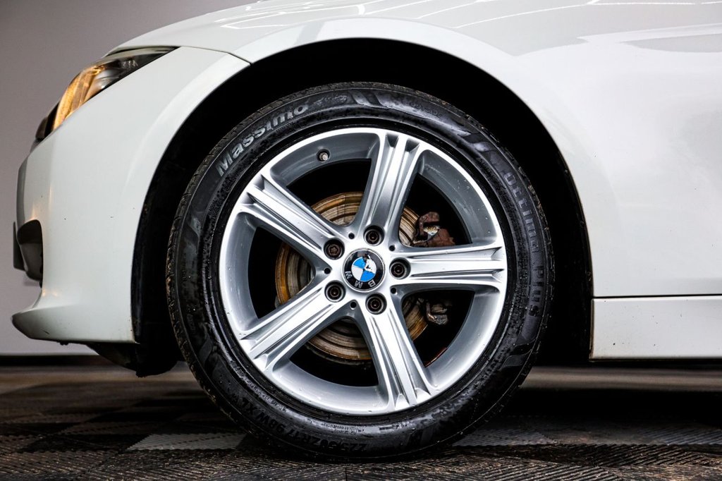 Used BMW 3 Series 2014 for sale - 77631859: Photo 16