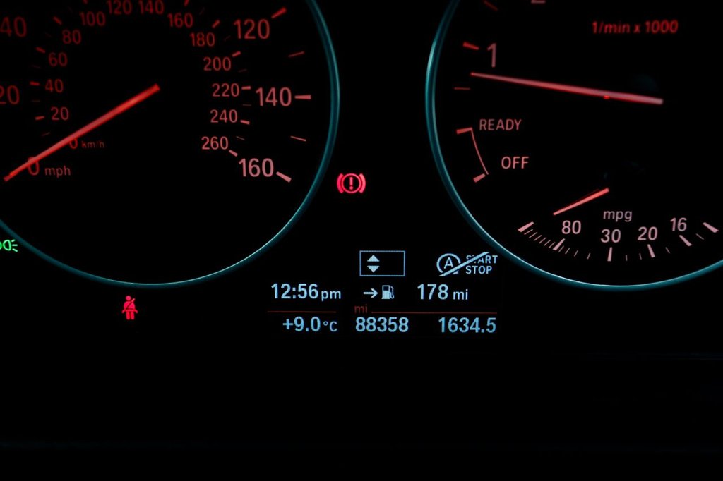 Used BMW 3 Series 2014 for sale - 77631859: Photo 38