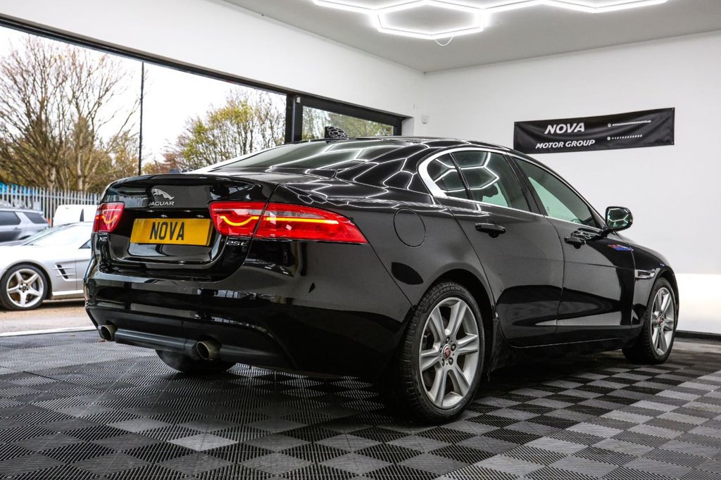 Used Jaguar XE 2018 for sale - 76582609: Photo 10