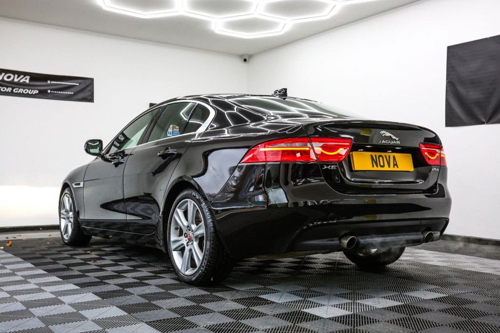 Used Jaguar XE 2018 for sale - 76582609: Photo 12
