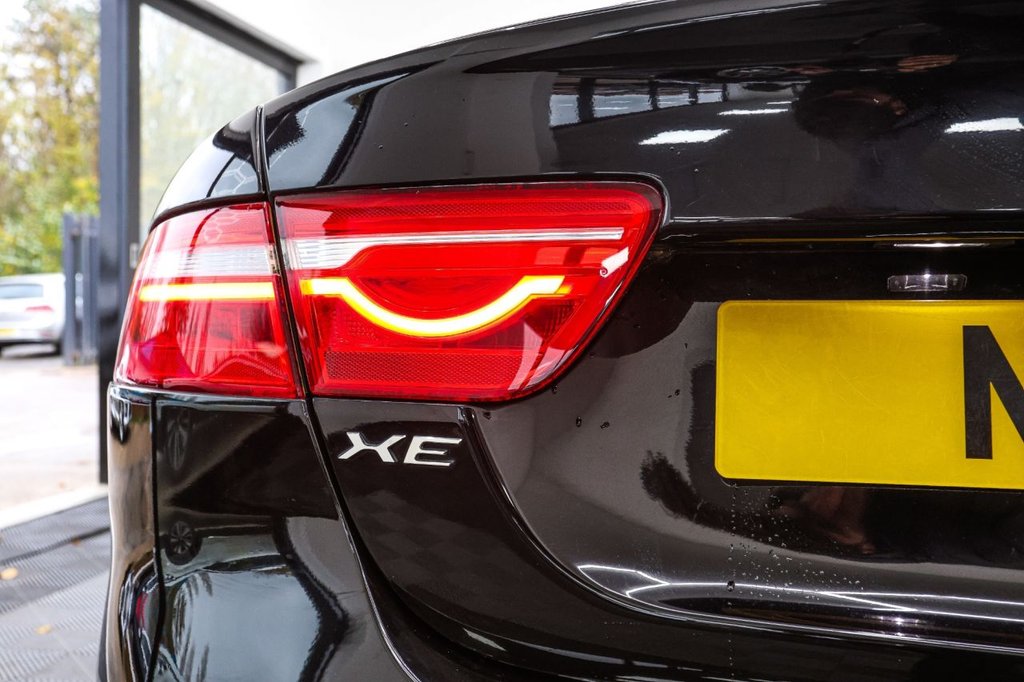 Used Jaguar XE 2018 for sale - 76582609: Photo 14