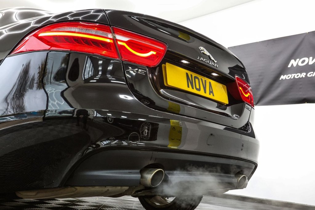 Used Jaguar XE 2018 for sale - 76582609: Photo 16