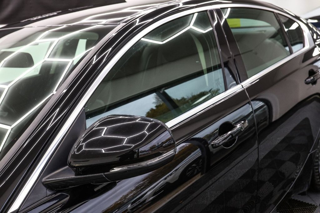 Used Jaguar XE 2018 for sale - 76582609: Photo 21