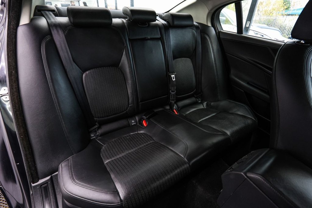 Used Jaguar XE 2018 for sale - 76582609: Photo 30