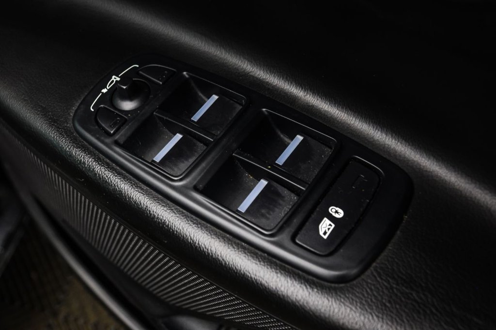 Used Jaguar XE 2018 for sale - 76582609: Photo 34