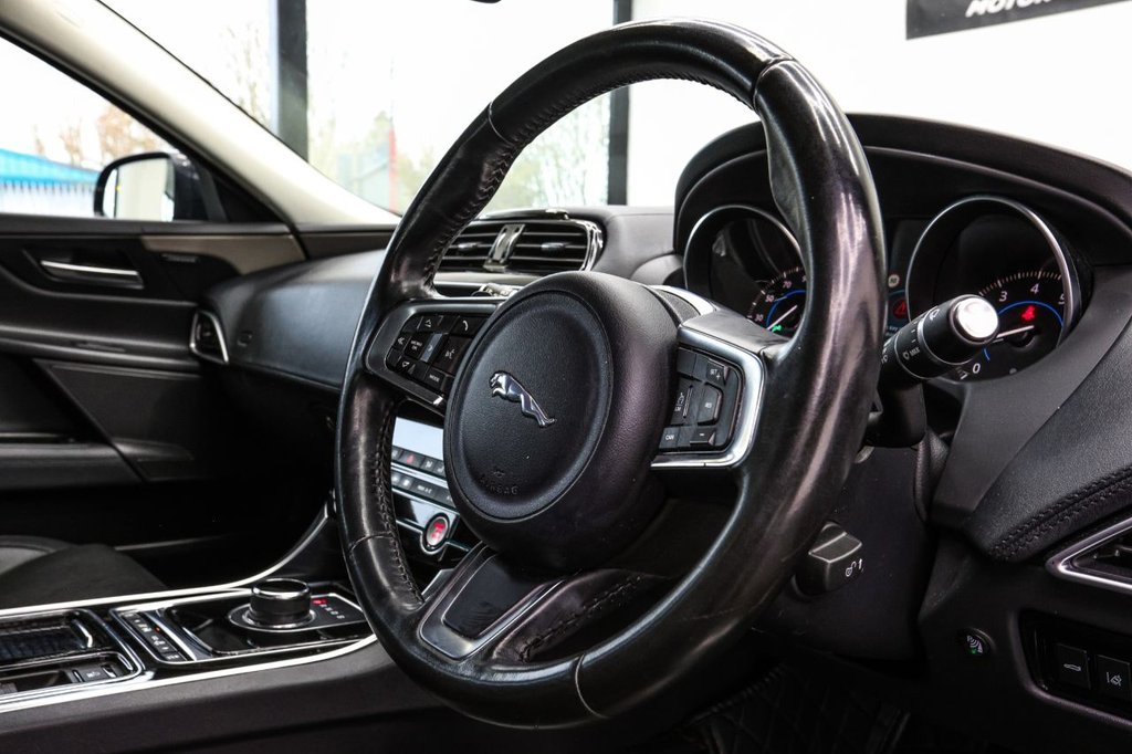 Used Jaguar XE 2018 for sale - 76582609: Photo 35