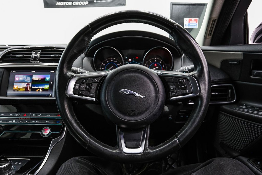 Used Jaguar XE 2018 for sale - 76582609: Photo 37