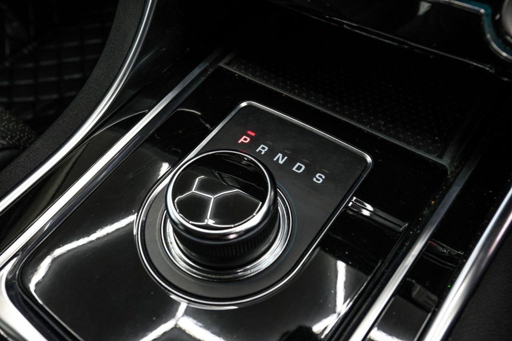 Used Jaguar XE 2018 for sale - 76582609: Photo 48