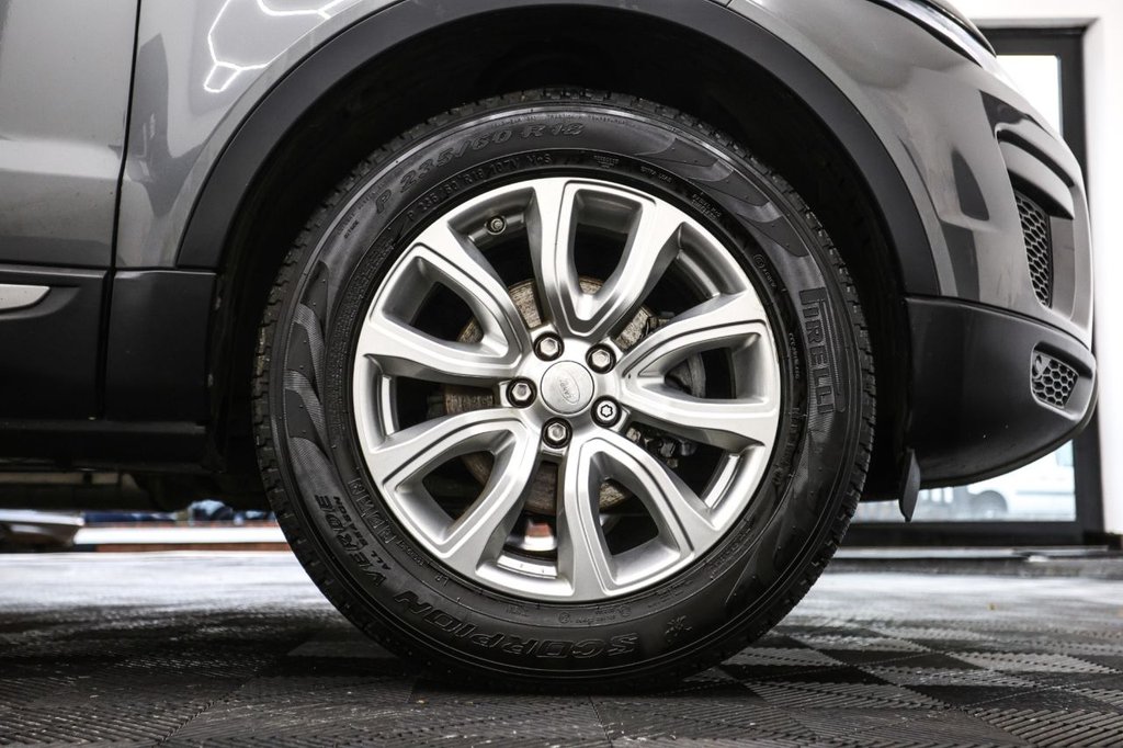 Used Land Rover Range Rover Evoque 2018 for sale - 77132979: Photo 23