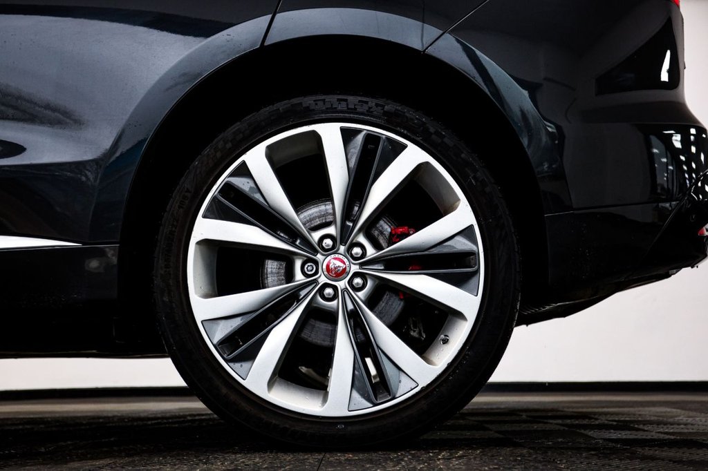 Used Jaguar F-Pace 2017 for sale - 77288241: Photo 15