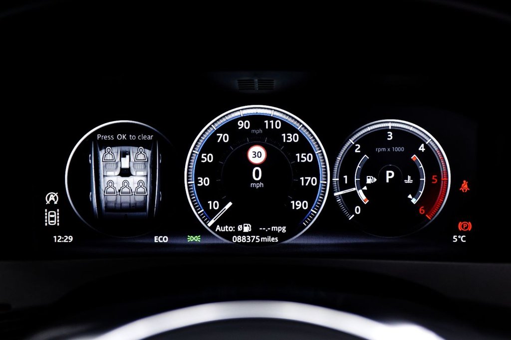 Used Jaguar F-Pace 2017 for sale - 77288241: Photo 41