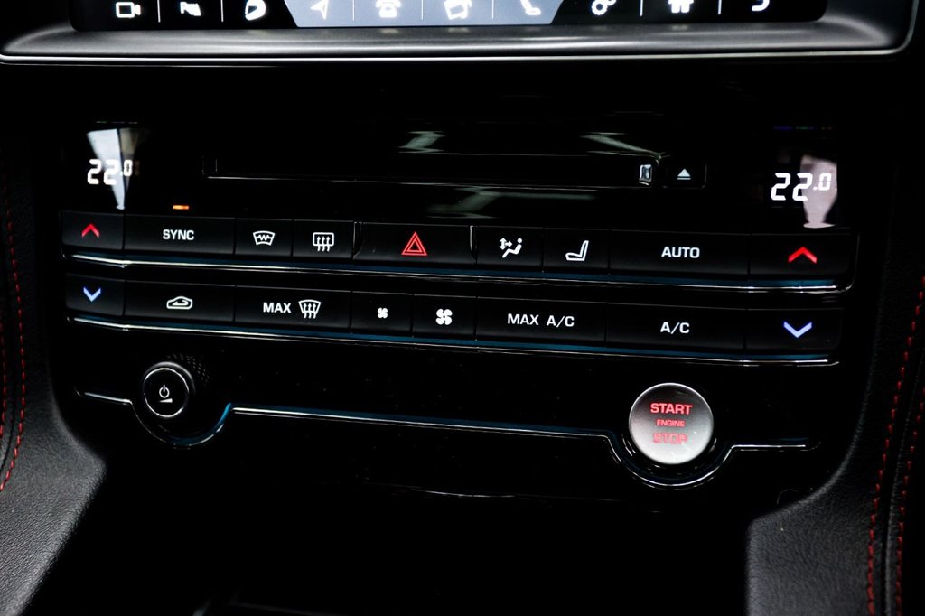 Used Jaguar F-Pace 2017 for sale - 77288241: Photo 49