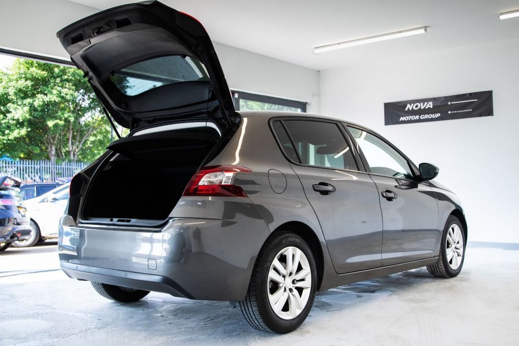 Used Peugeot 308 2017 for sale - 77976680: Photo 39